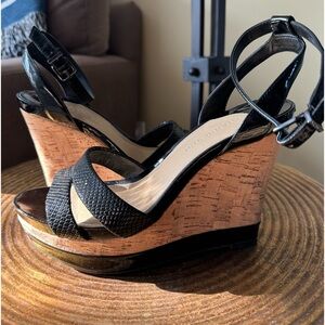 Gianna Bini platform wedge
